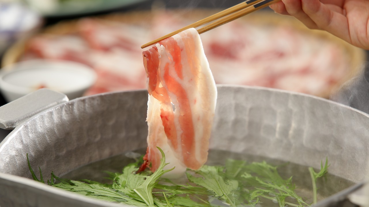 シンプルに「旨い」を追求。自慢の黒豚つゆしゃぶ