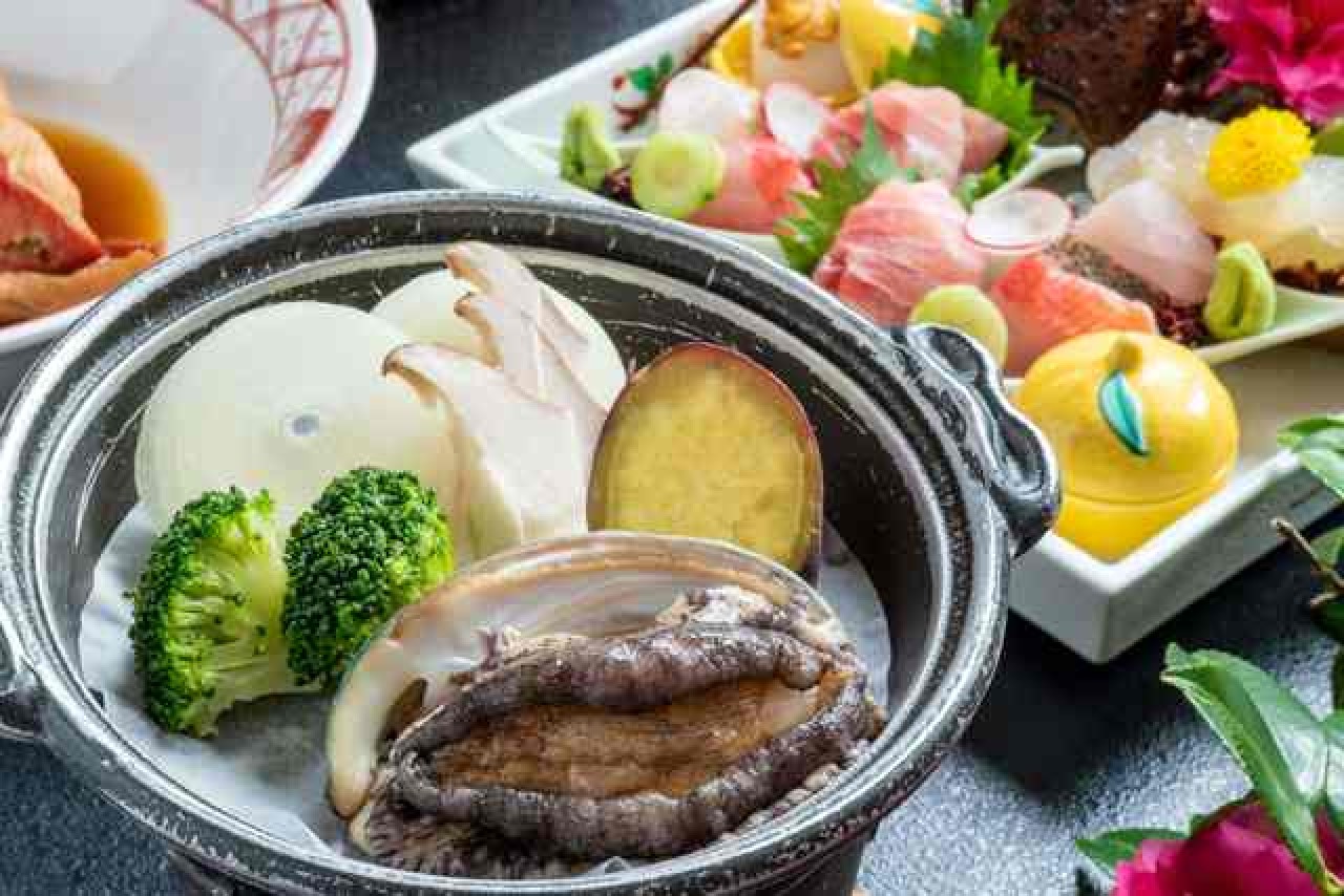 味覚献立　鮑　金目鯛煮付け付　2023