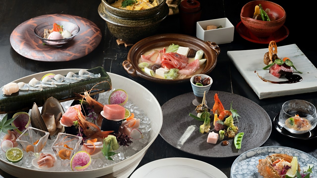 ■特別会席「蒼風膳」お料理一例／北の風と大地と海が育んだ滋味の数々をお愉しみください