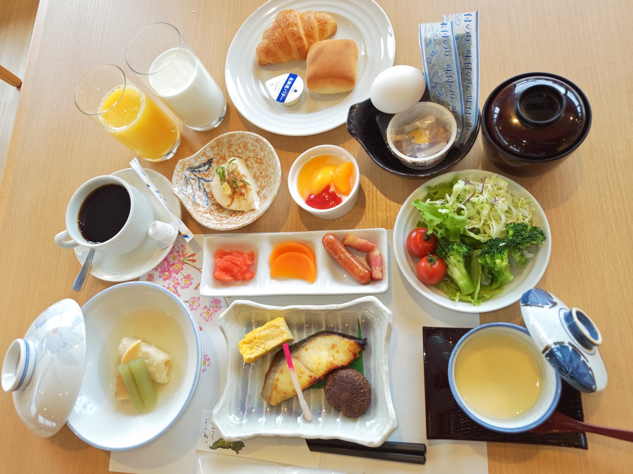 地元の食材を堪能できる和朝食