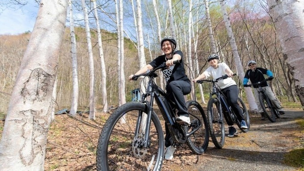 【Eバイクレンタル】自然豊かな定山渓周辺をサイクリング（イメージ）