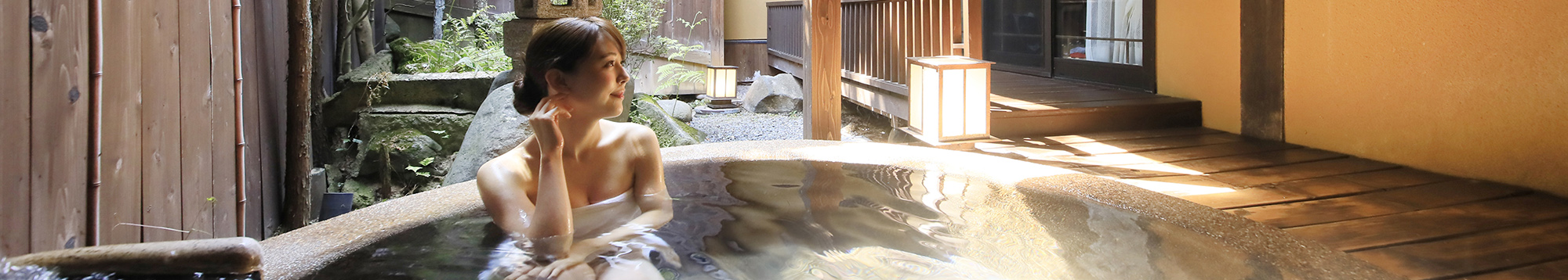 彩花亭　時代屋