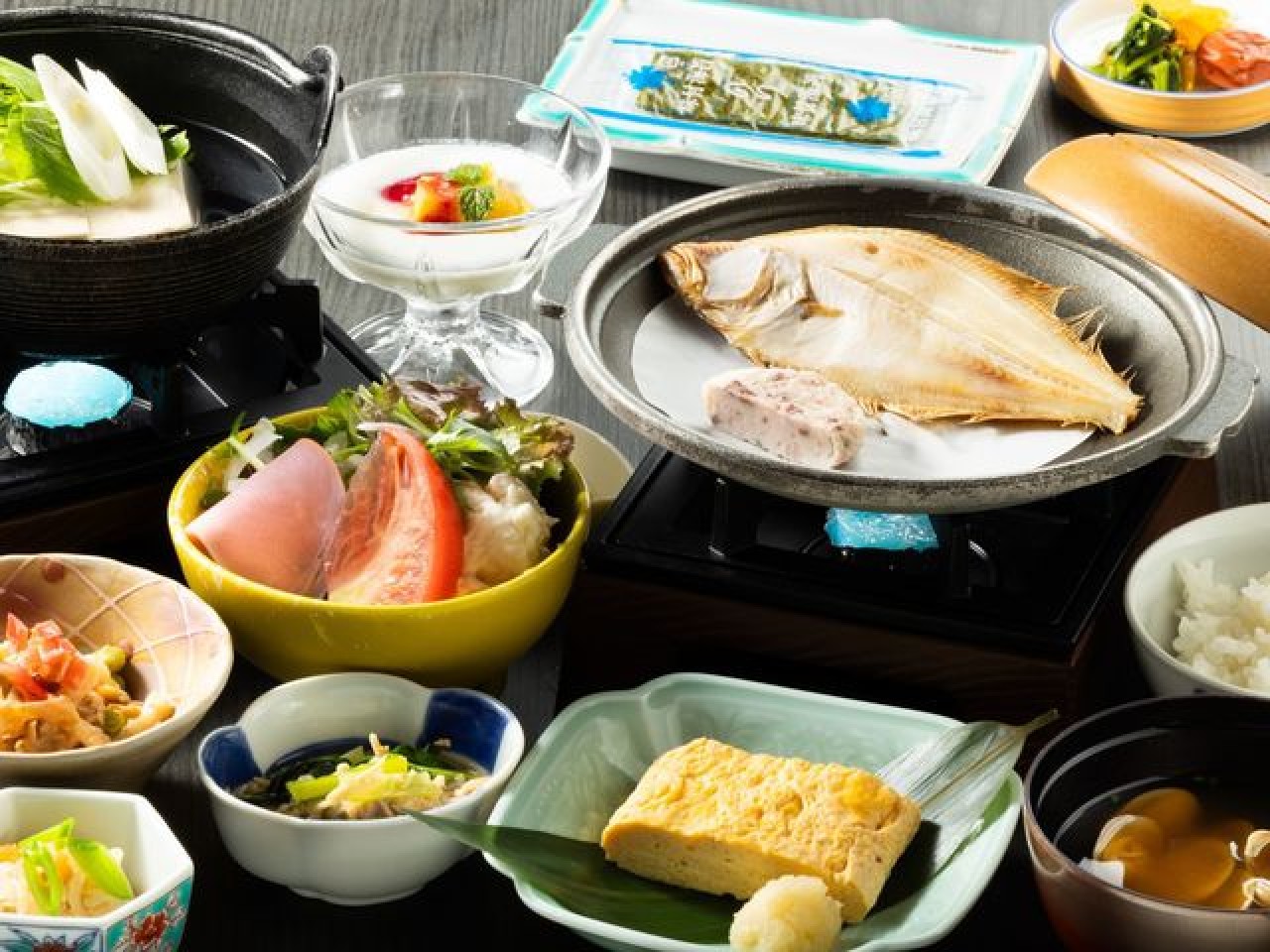 朝食