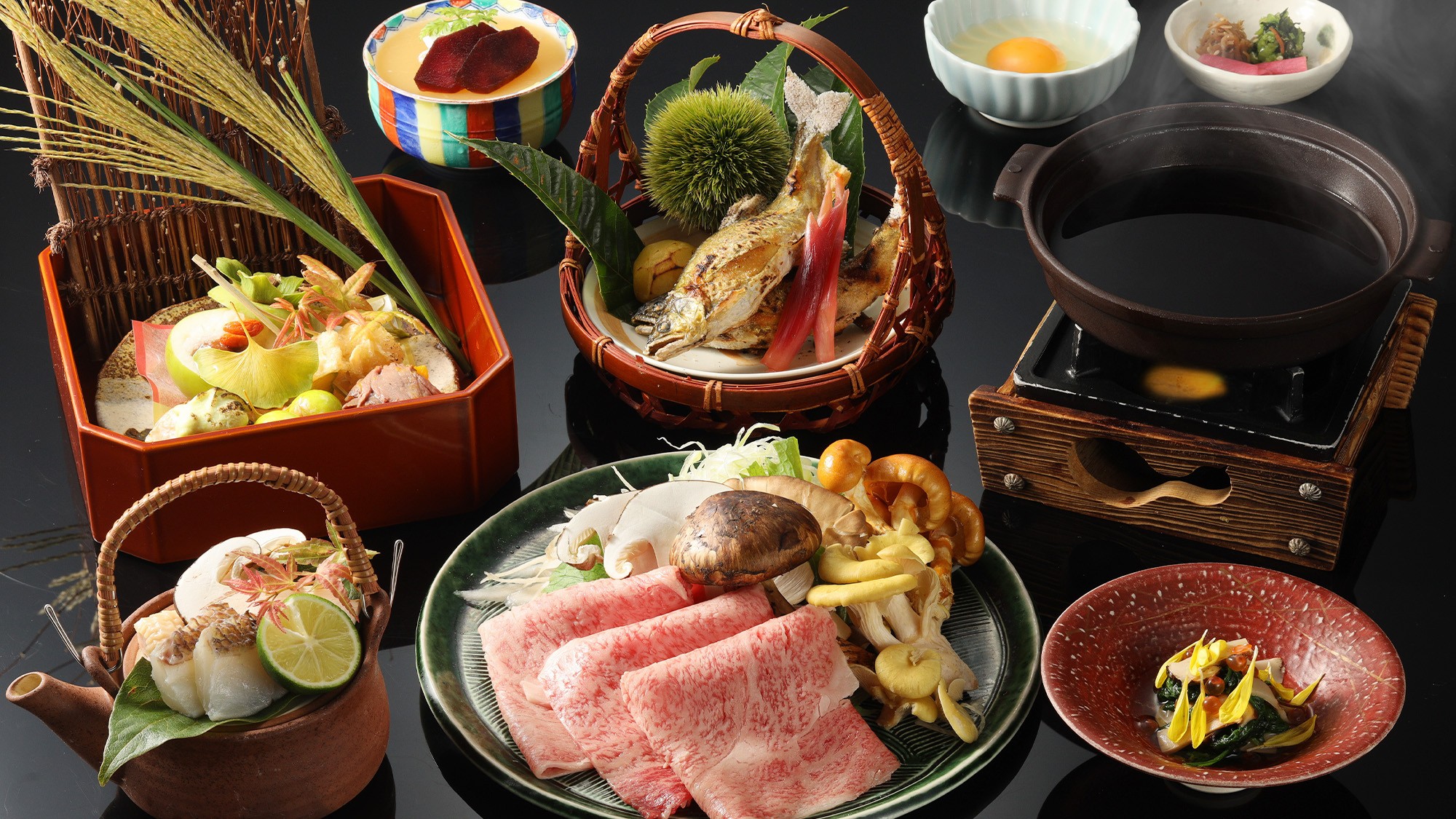 【料理茶屋「北乃寮」】　松茸土瓶蒸しと飛騨牛すき焼きの贅沢秋コース