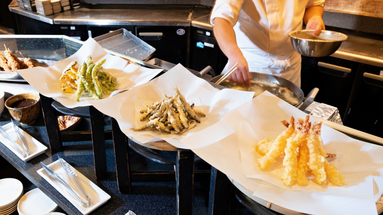 ■夕食バイキング／揚げたてサクサクの天ぷらをどうぞ（イメージ）