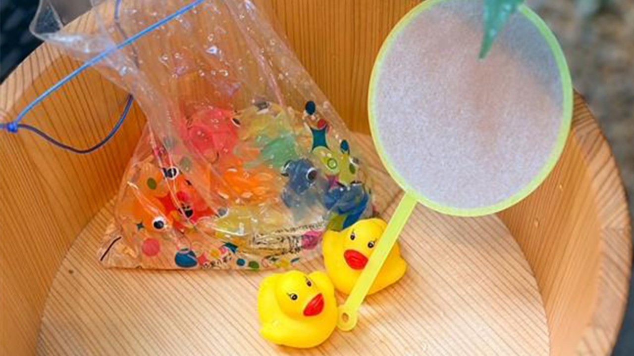 【ファミリープラン特典】湯煙処にて、おもちゃの金魚釣り体験※イメージ